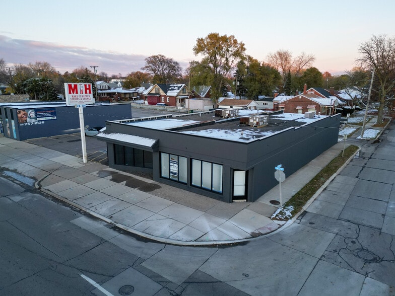 More Photos Of 24604 Van Dyke Ave, Center Line Freestanding For Lease