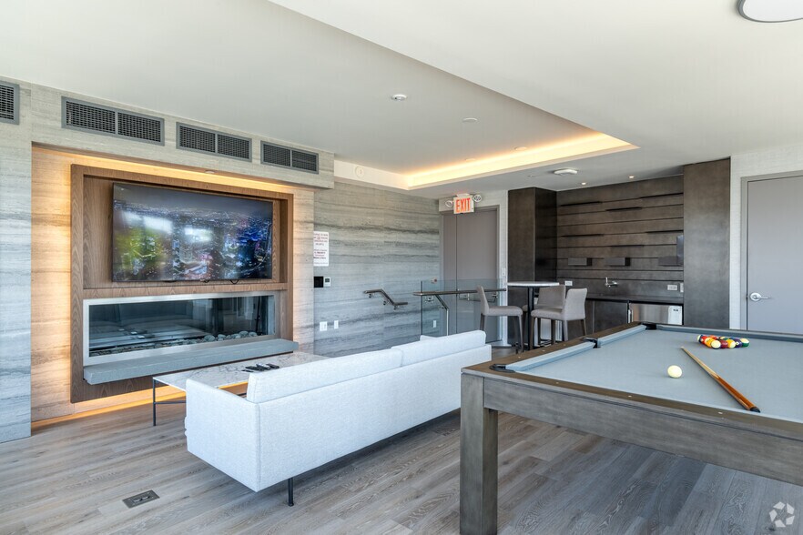 More Photos Of 350 E Houston St, New York Apartments For Lease