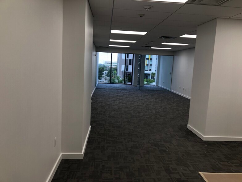 More Photos Of 2980 NE 207th St, Aventura Office Residential For Lease