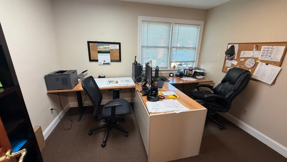 More Photos Of 205 State Route 31 N, Washington Office Residential For Sale