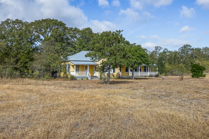 More Photos Of 11915 FM 86, Lockhart Land For Sale