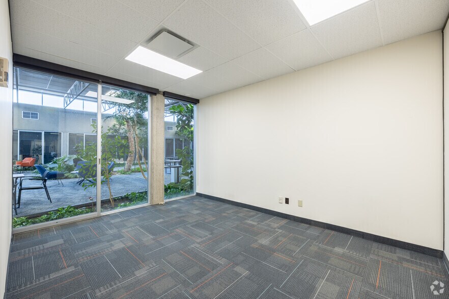 More Photos Of 5920 1A St SW, Calgary Medical For Lease