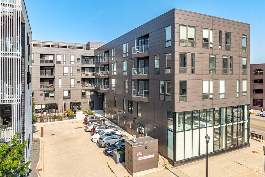 More Photos Of 915 Washington Ave N, Minneapolis Apartments For Lease