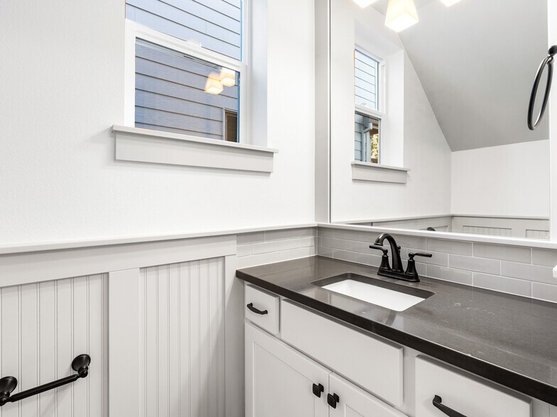 More Photos Of , Portland Specialty For Sale