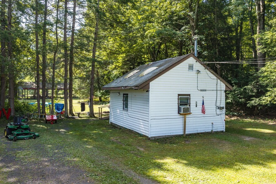 More Photos Of 7 Decker Ln, Port Jervis Multifamily For Sale