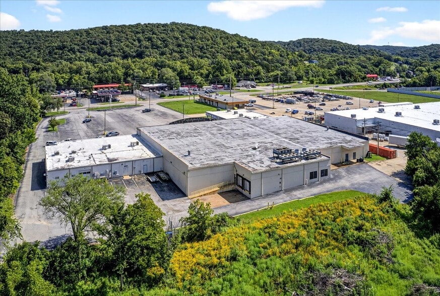 More Photos Of 4634-4639 Gravois Rd, House Spgs, House Springs Supermarket For Lease