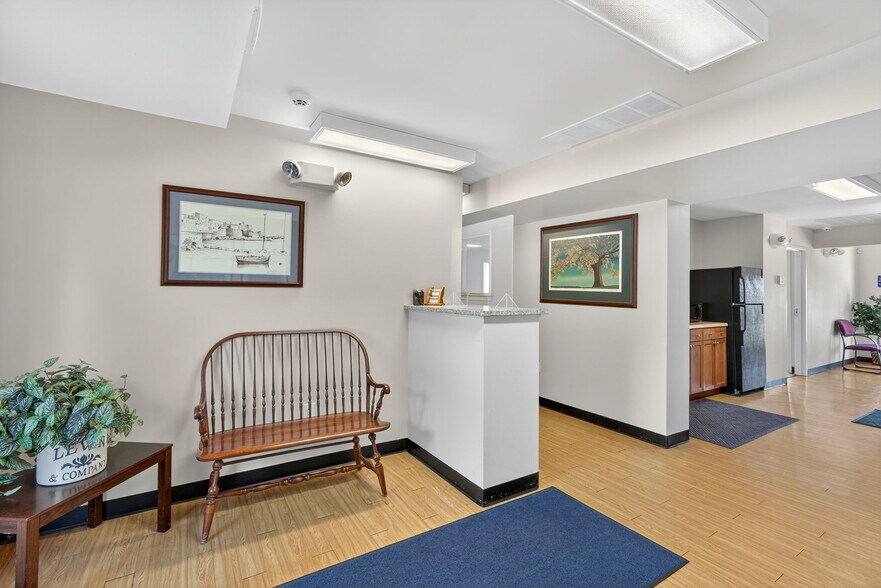 More Photos Of 6614 Ruppsville Rd, Allentown Office For Lease