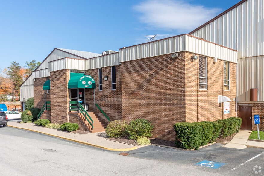 More Photos Of 6800 Commercial Dr, Springfield Warehouse For Sale