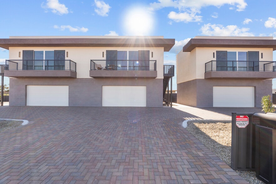 More Photos Of 1405 14TH st, Phoenix Multifamily For Sale