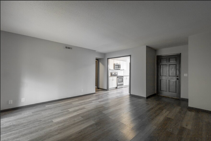 More Photos Of 3600 Shirl Jo Ln, East Ridge Apartments For Sale