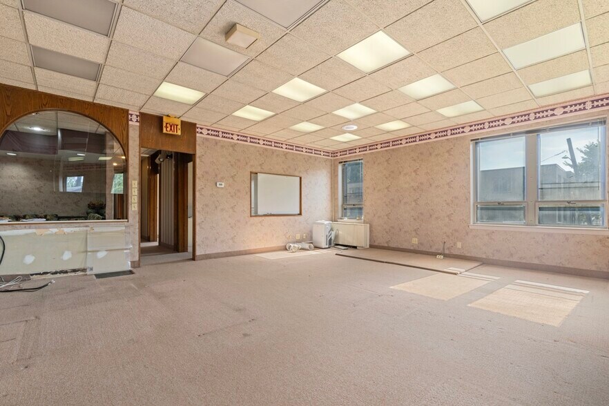 More Photos Of 609 Farmington Ave, Hartford Medical For Lease