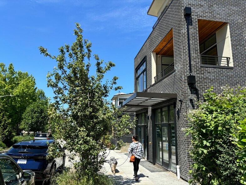 More Photos Of 5216 Delridge Way SW, Seattle Office Residential For Lease
