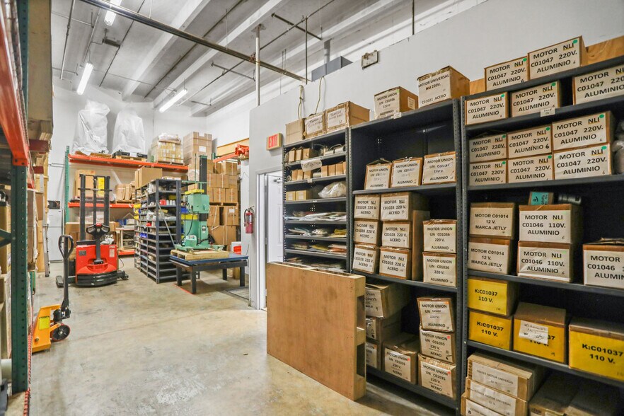 More Photos Of 12351 SW 128th Ct, Miami Warehouse For Sale