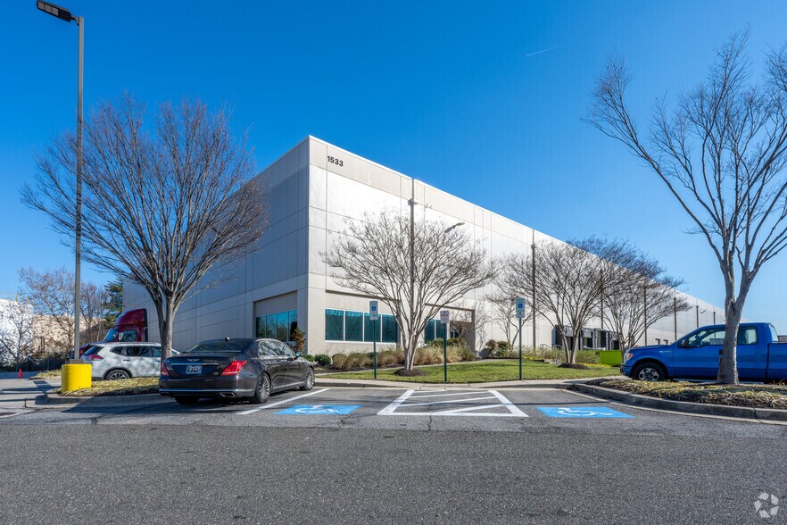 More Photos Of 1503-1509 Cabin Branch Dr, Landover Unknown For Lease