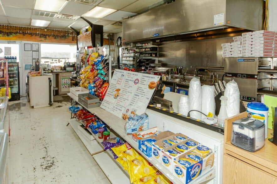 More Photos Of 784 E State Highway 215, Dadeville Self Storage For Sale