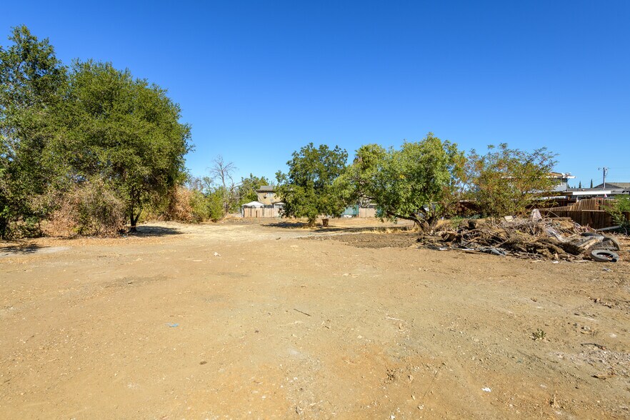 More Photos Of 0 Mountain View Ave, Bay Point Land For Sale