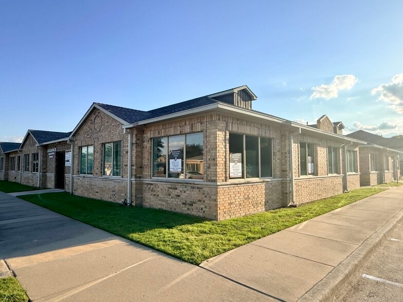 Primary Photo Of 4601 Old Shepard Place, Plano Medical For Sale