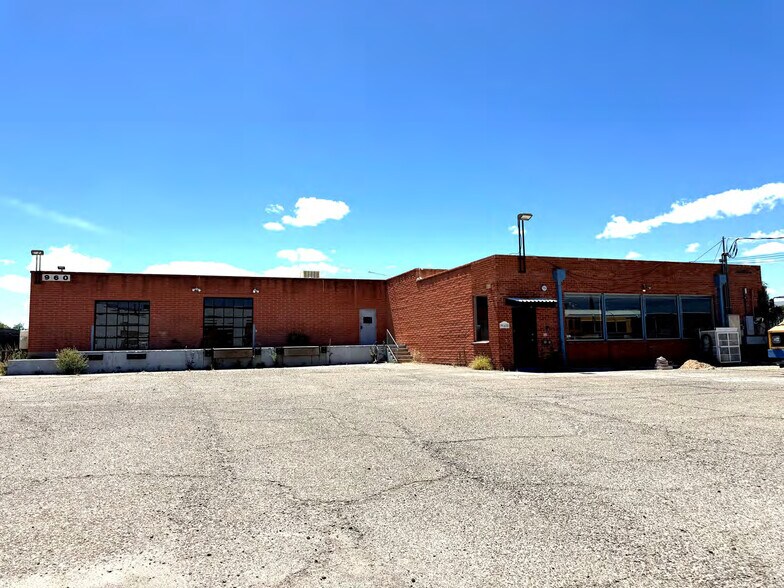 More Photos Of 960 E 17th St, Tucson Warehouse For Sale