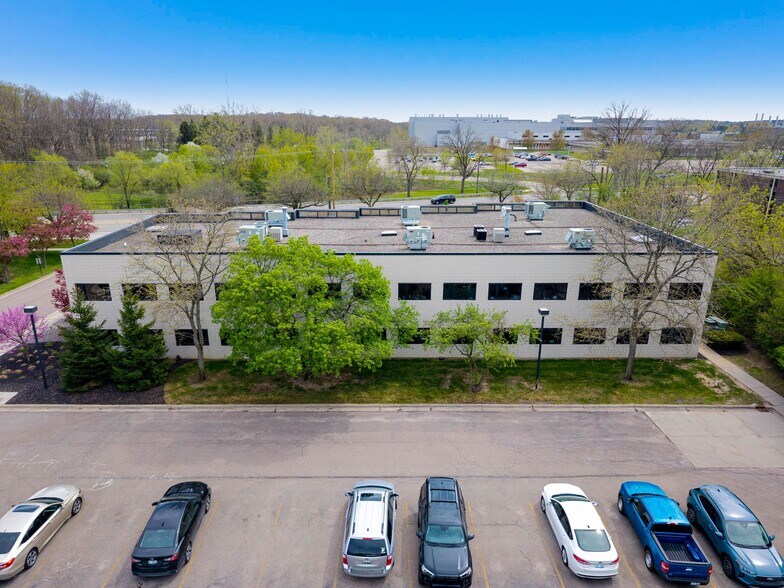 More Photos Of 3055 Plymouth Rd, Ann Arbor Office Residential For Lease