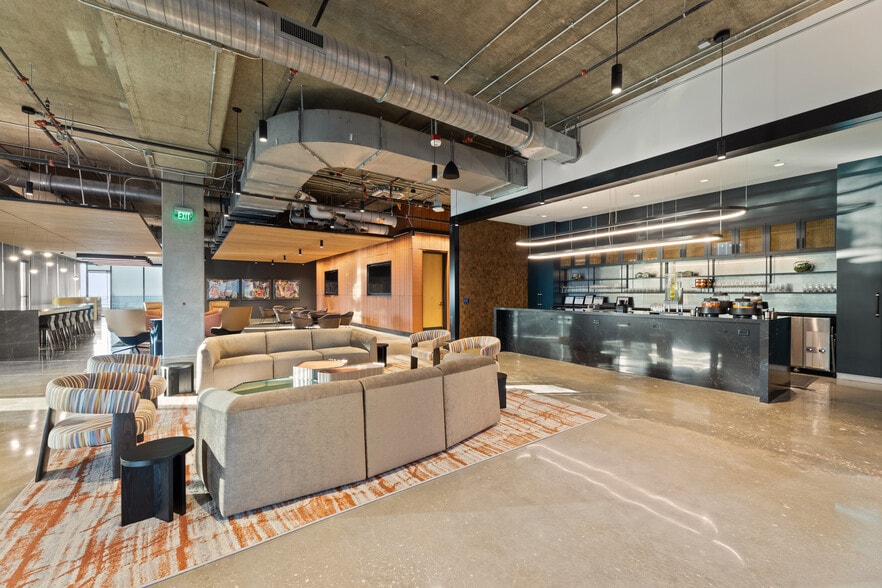 More Photos Of 2699 Howell St, Dallas Office For Lease