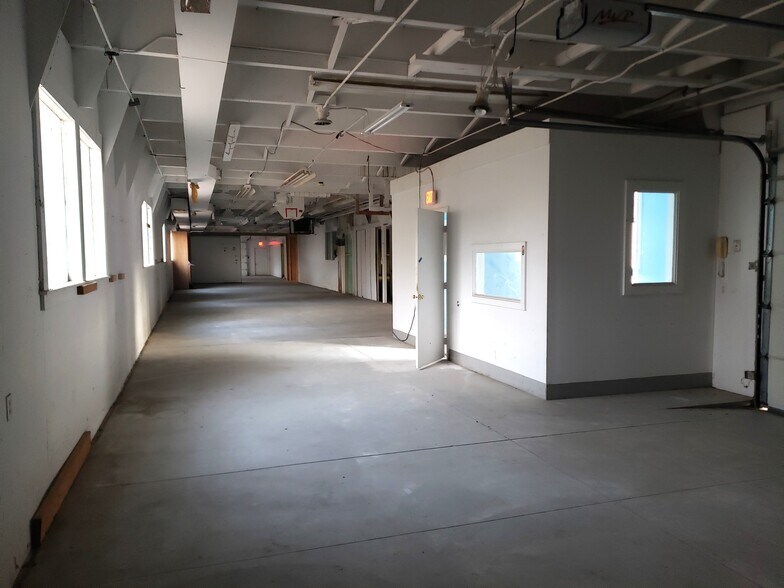 More Photos Of 348 Hokum Rock Rd, South Dennis Warehouse For Sale