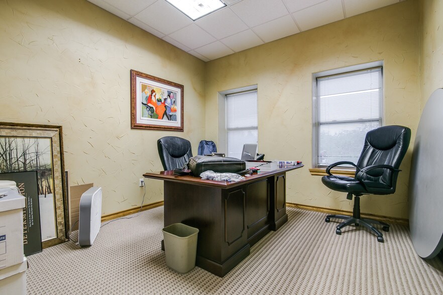 More Photos Of 4132 Interstate 30 W, Caddo Mills Coworking Space