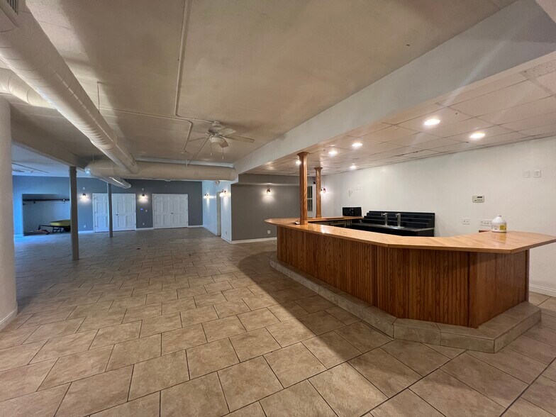 More Photos Of 2709 S US Highway 51, Janesville Flex For Sale