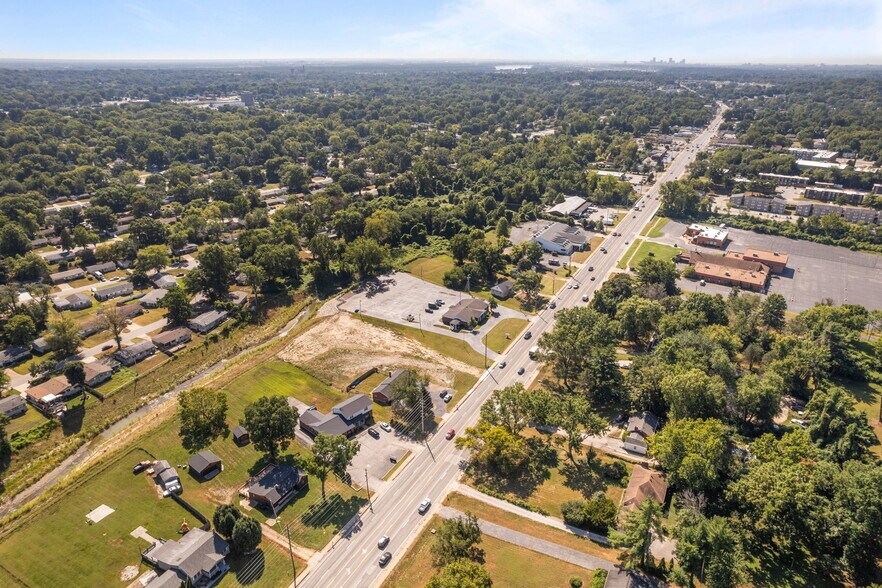 More Photos Of 10236 Halls Ferry Rd, Saint Louis Office For Sale