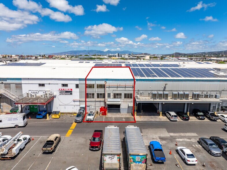 Primary Photo Of 500 alakawa St, Honolulu Warehouse For Sale