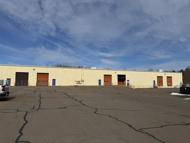More Photos Of 250 Nutmeg Rd S, South Windsor Warehouse For Sale