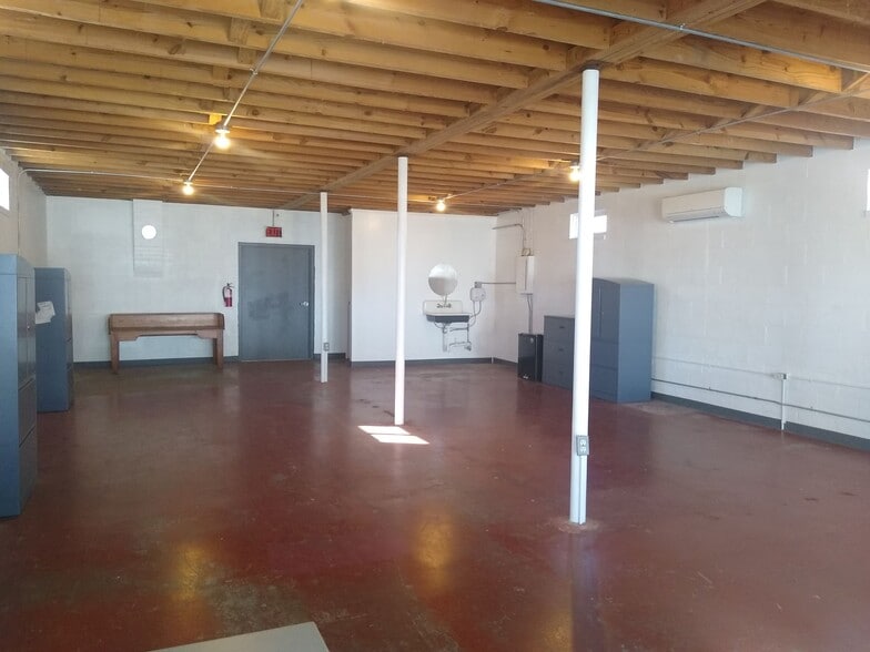 More Photos Of 602 Washington St, Graham Office For Lease