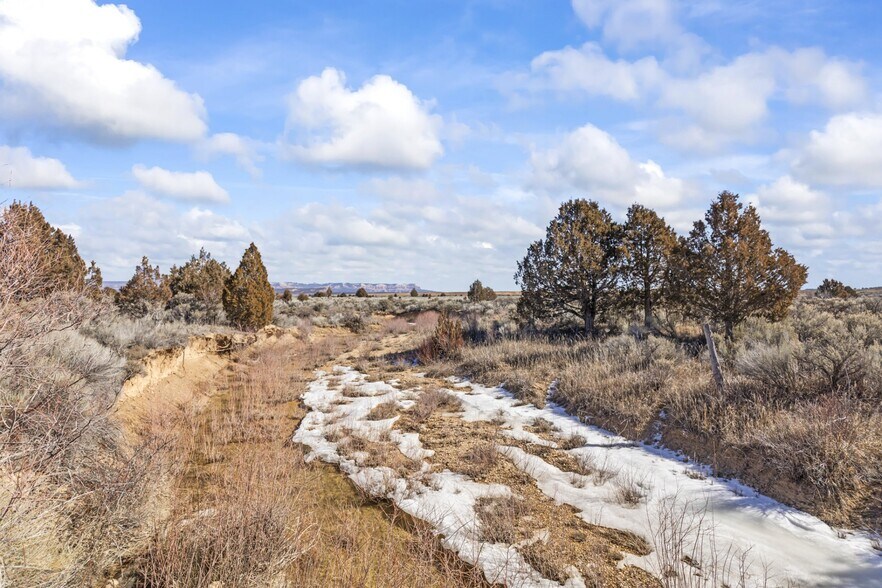 More Photos Of 3695 W Miles Meadow Pky, Bryce Canyon City Land For Sale