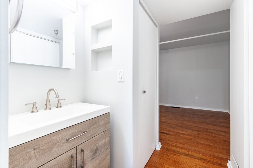 More Photos Of 220-222 Church St, Philadelphia Apartments For Sale