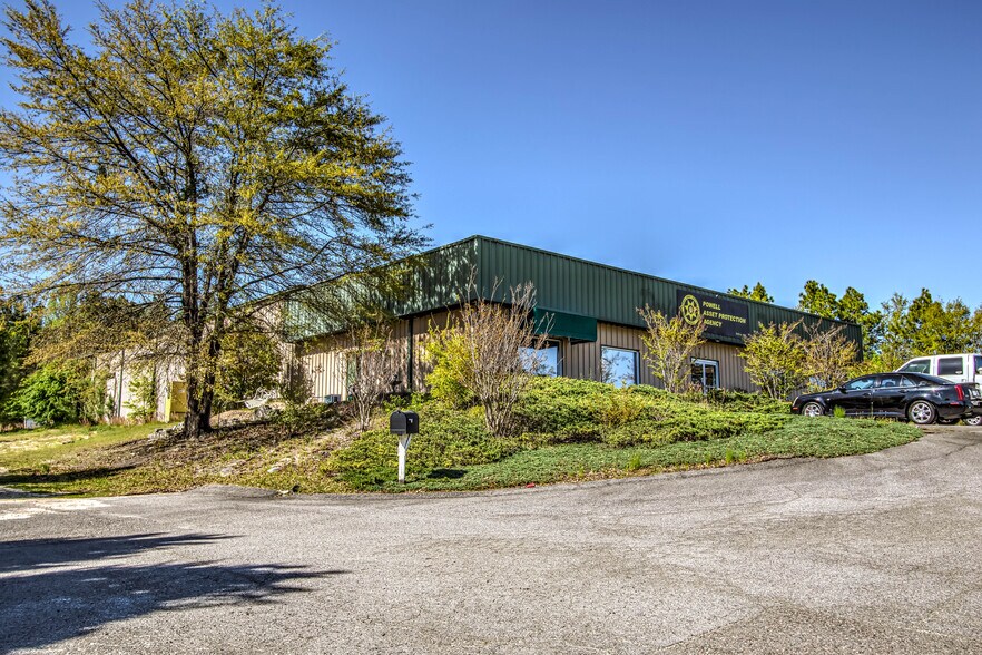 More Photos Of 1982 Jefferson Davis Hwy, Graniteville Showroom For Sale