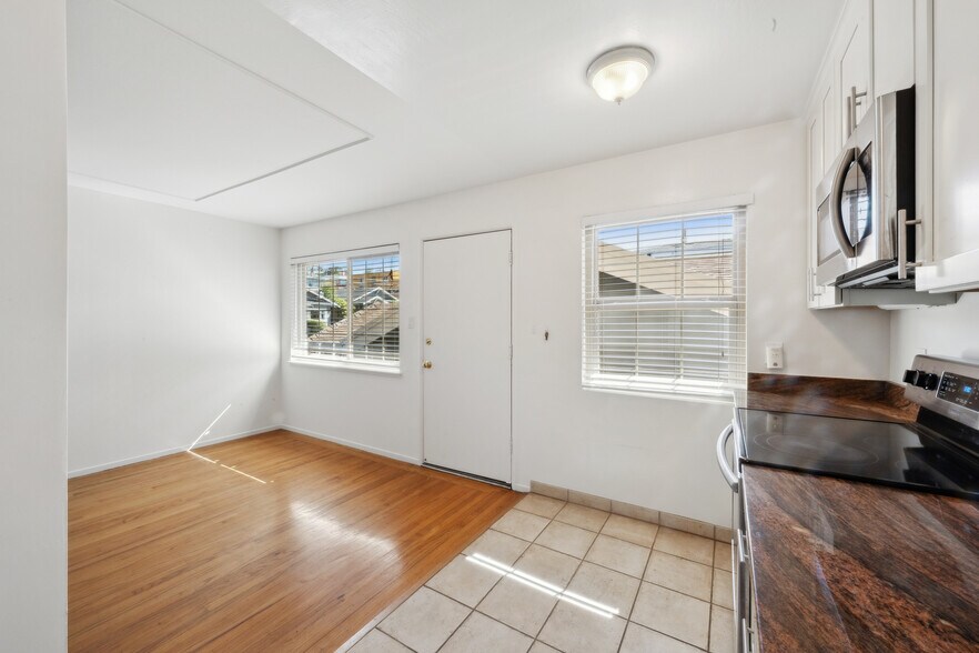 More Photos Of 5445 Broadway, Oakland Apartments For Sale