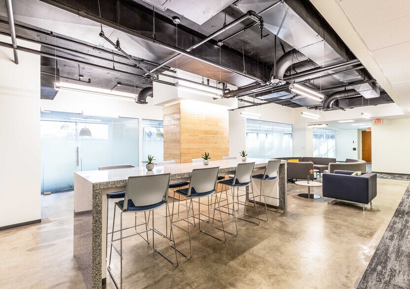 More Photos Of 1900 Campus Commons Dr, Reston Unknown For Lease