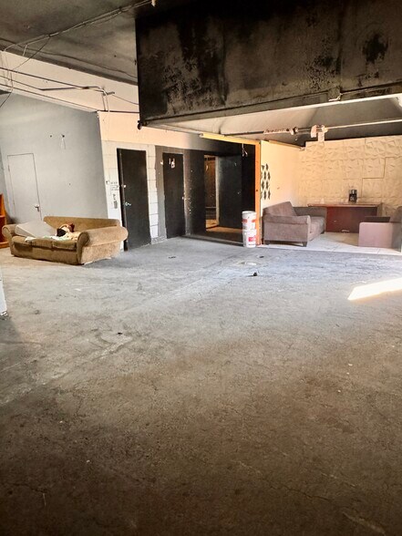 More Photos Of 1032 1st St, Pomona General Retail For Sale