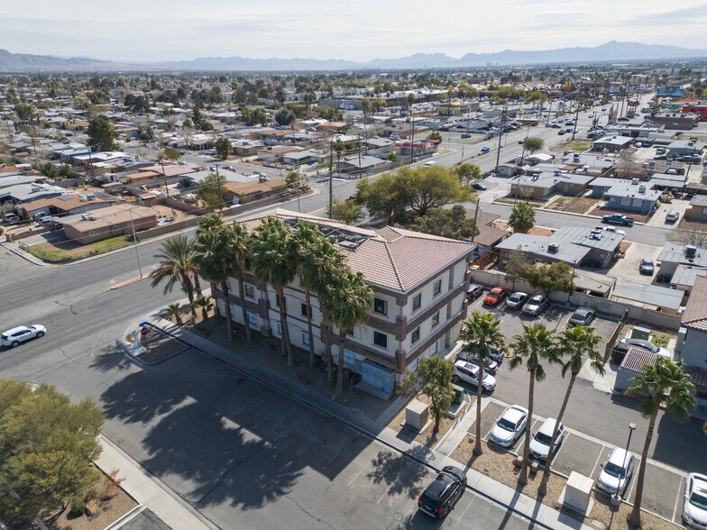 More Photos Of 2465 Reynolds Ave, North Las Vegas Medical For Lease