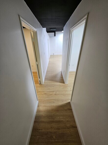 More Photos Of 14200-14238 SW 136th St, Miami Light Manufacturing For Sale