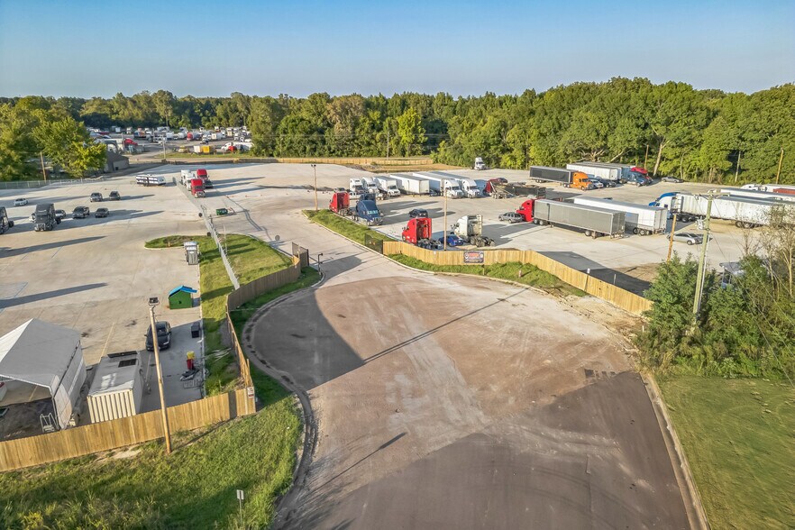 More Photos Of 6860 Stateline Rd, Olive Branch Land For Lease