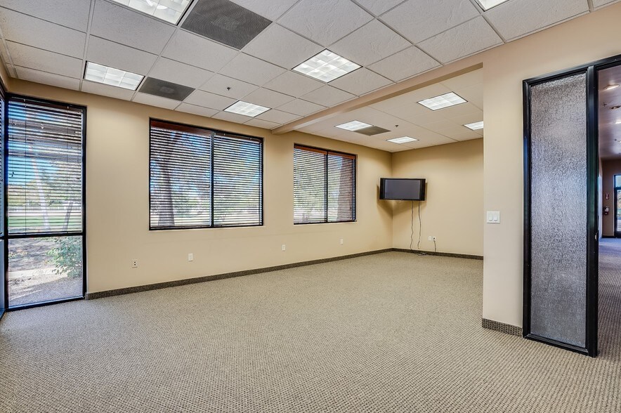 More Photos Of 2420 S Power Rd, Mesa Office For Sale