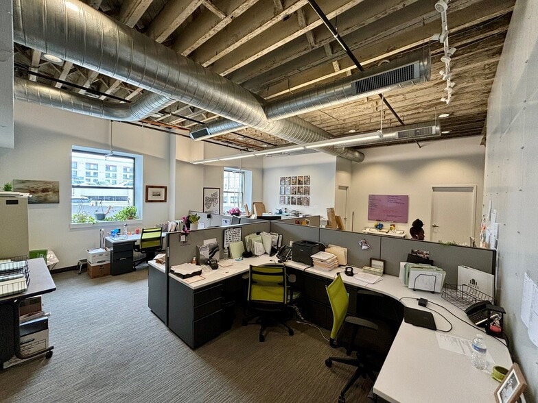 More Photos Of 718-720 Arch St, Philadelphia Office For Lease