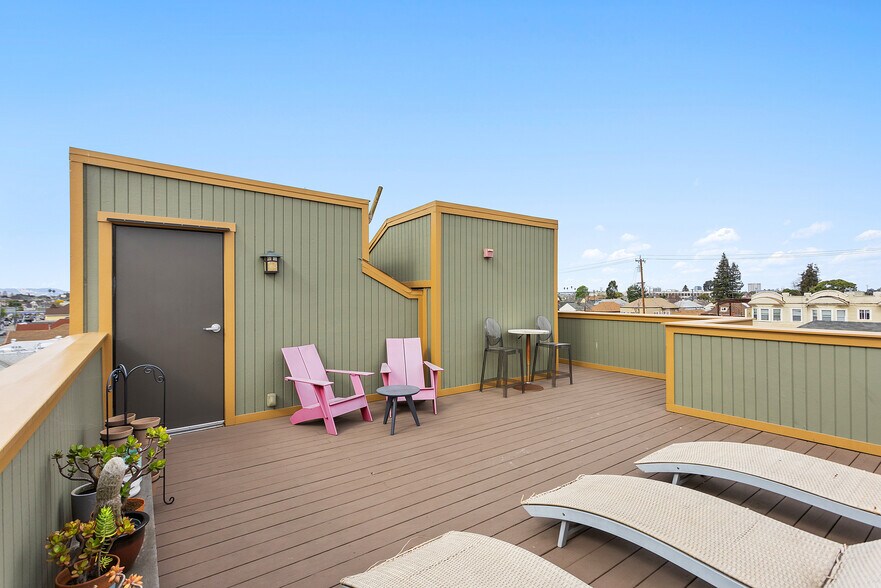 More Photos Of 2415 San Pablo Ave, Oakland Apartments For Sale