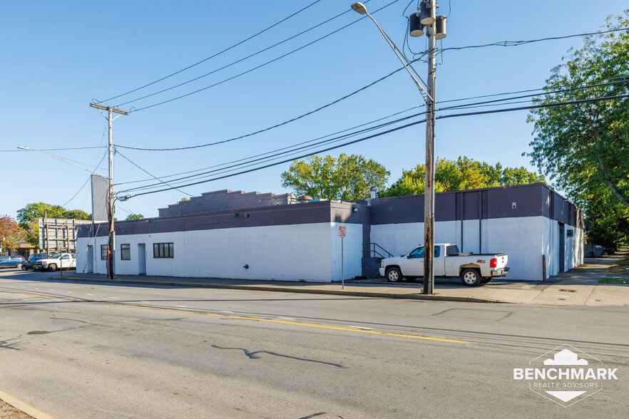 More Photos Of 545 West Ave, Rochester Warehouse For Sale