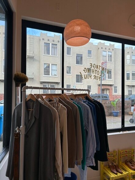 More Photos Of 211 Hugo St, San Francisco Storefront Retail Residential For Lease