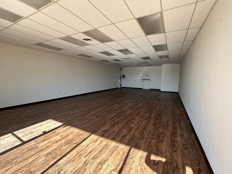 More Photos Of 3410-3454 S Western St, Amarillo Storefront For Lease