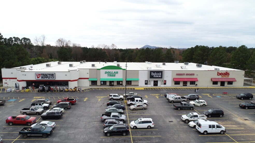 More Photos Of 966 Big a Rd, Toccoa General Retail For Lease