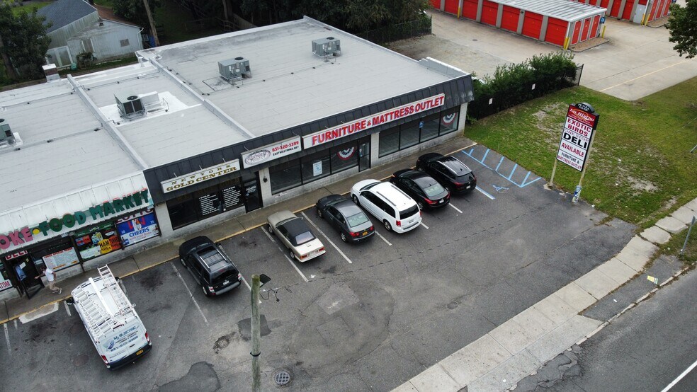 More Photos Of 512-520 Middle Country Rd, Coram Unknown For Sale