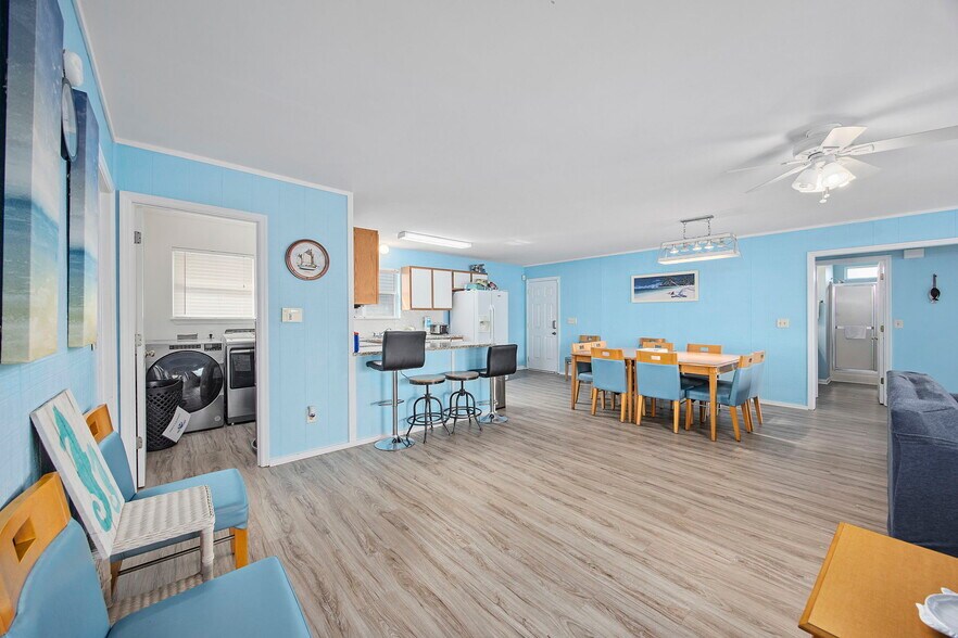 More Photos Of 412 S Seaside Dr, Surfside Beach Multifamily For Sale
