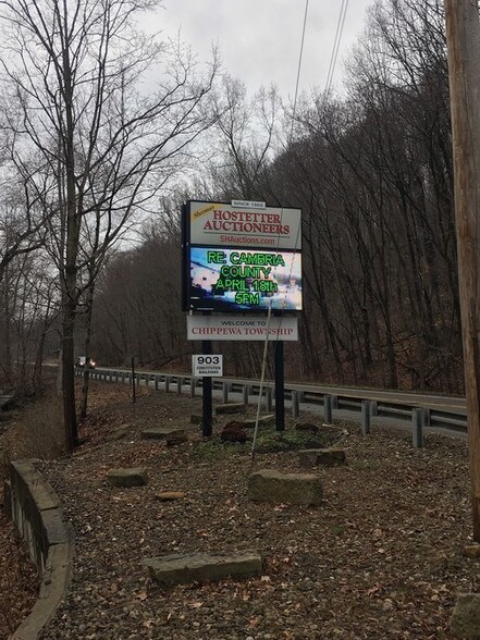 More Photos Of 903 Constitution Blvd, Beaver Falls Office For Lease